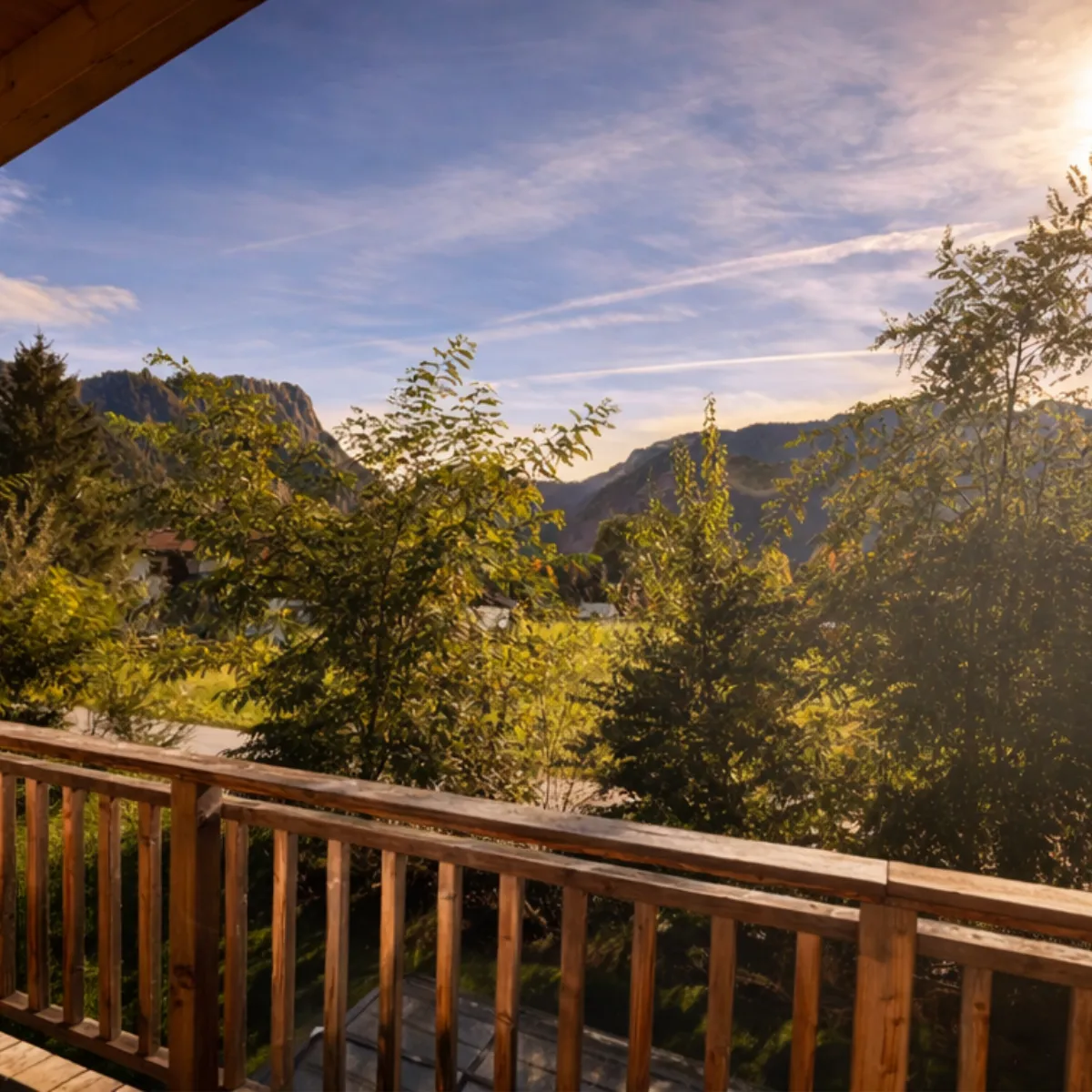 Balkon mit Bergblick auf die Bayerischen Alpen